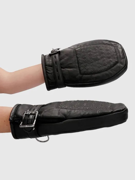 PAIN Handschuhe mit Spikes